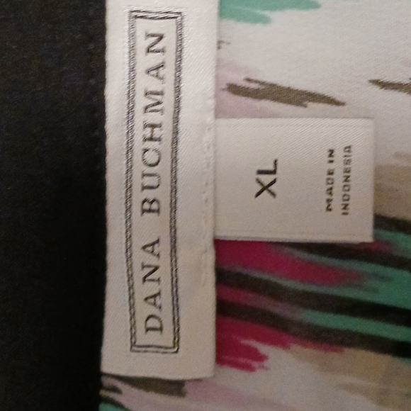 Dana Buchman Colorful Top - Picture 4 of 4